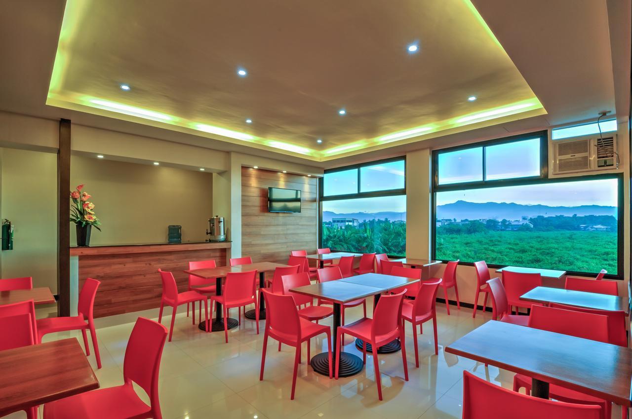 Amaris Suites Butuan City Eksteriør bilde