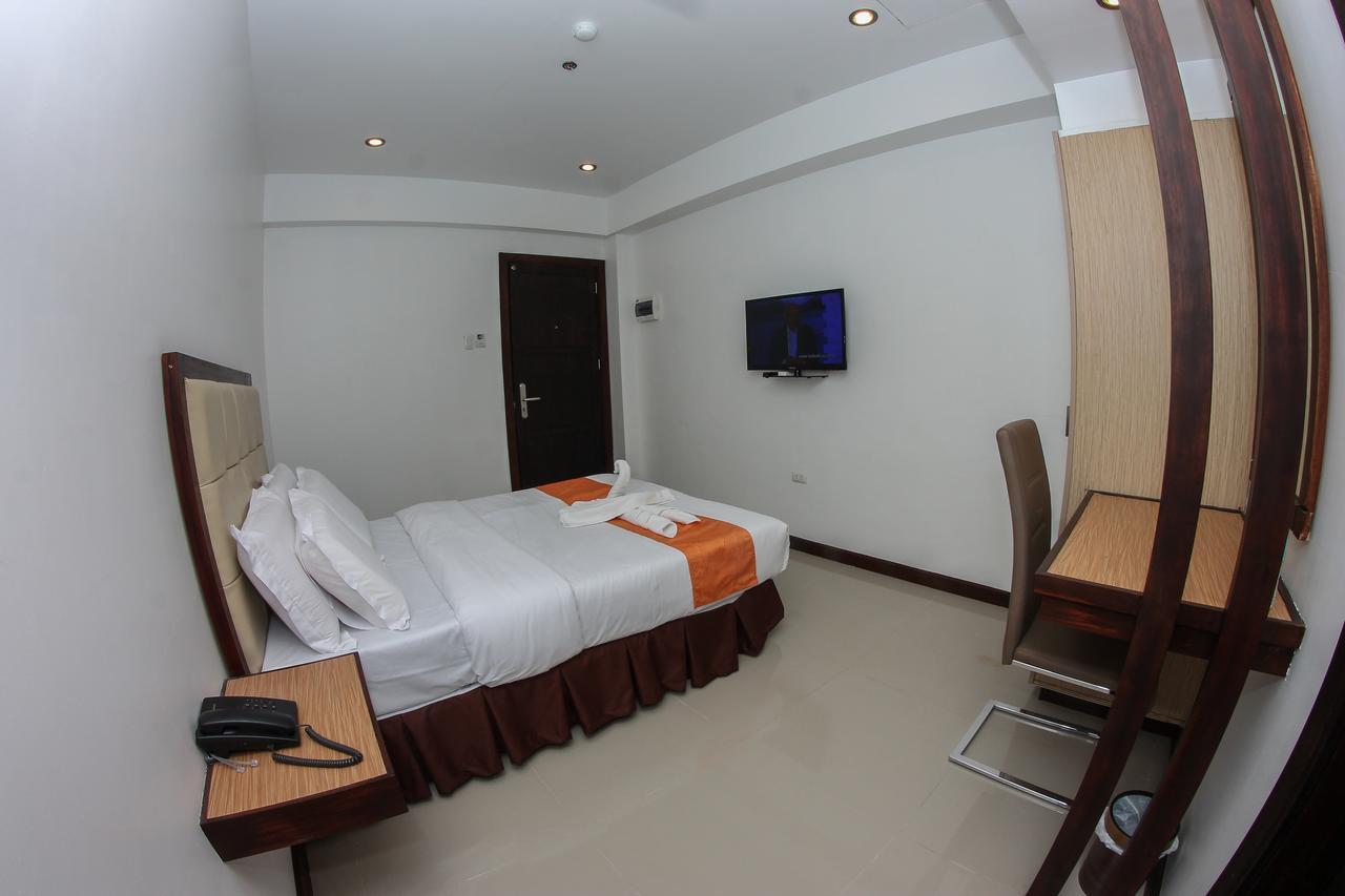 Amaris Suites Butuan City Eksteriør bilde