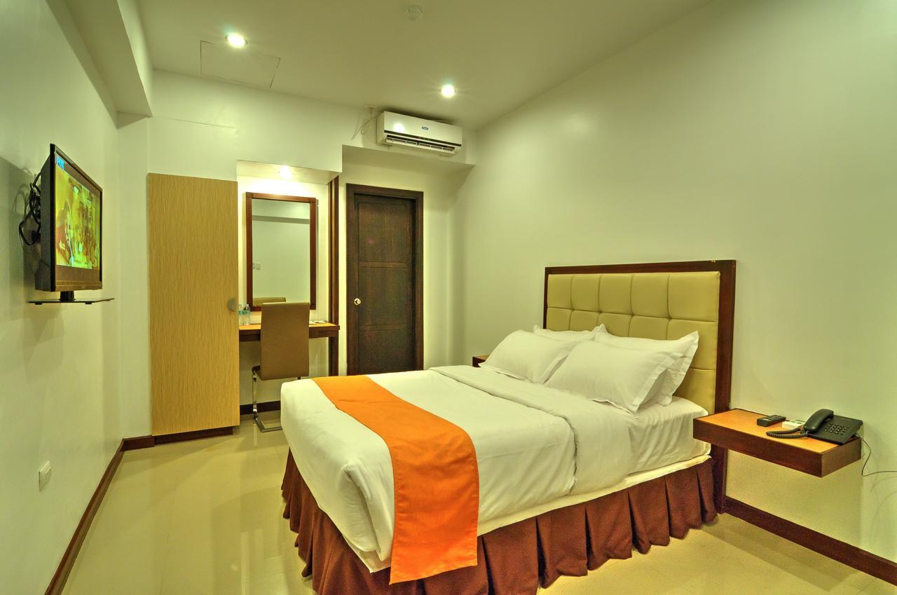 Amaris Suites Butuan City Eksteriør bilde