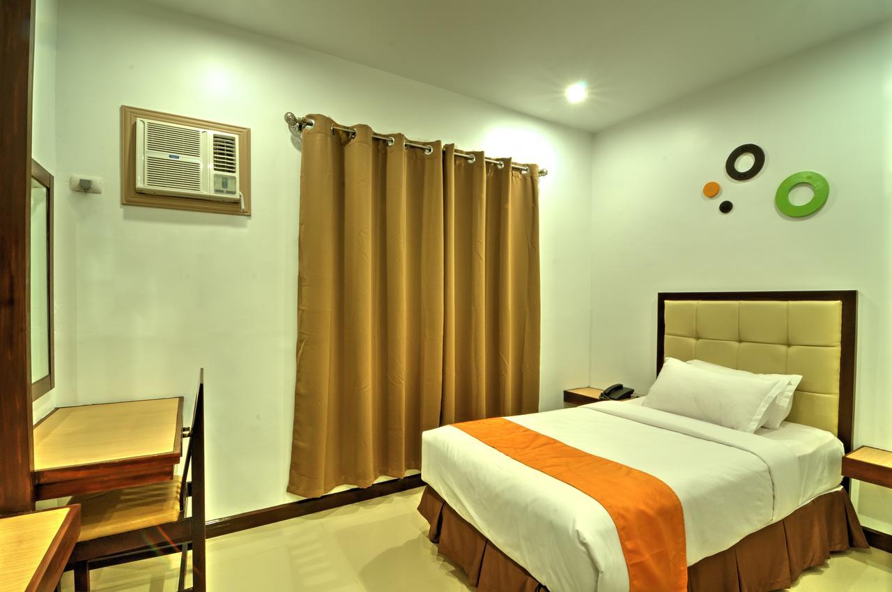 Amaris Suites Butuan City Eksteriør bilde